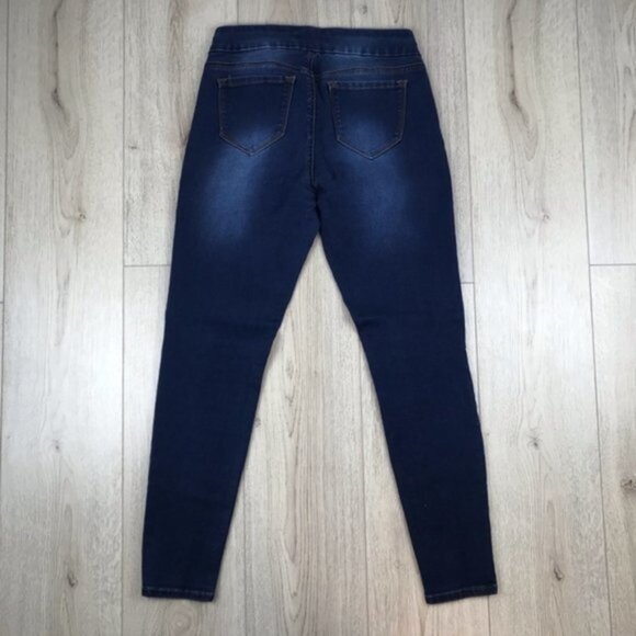 Makers of True Originals Blue Jeans Size 28 - Picture 4 of 6